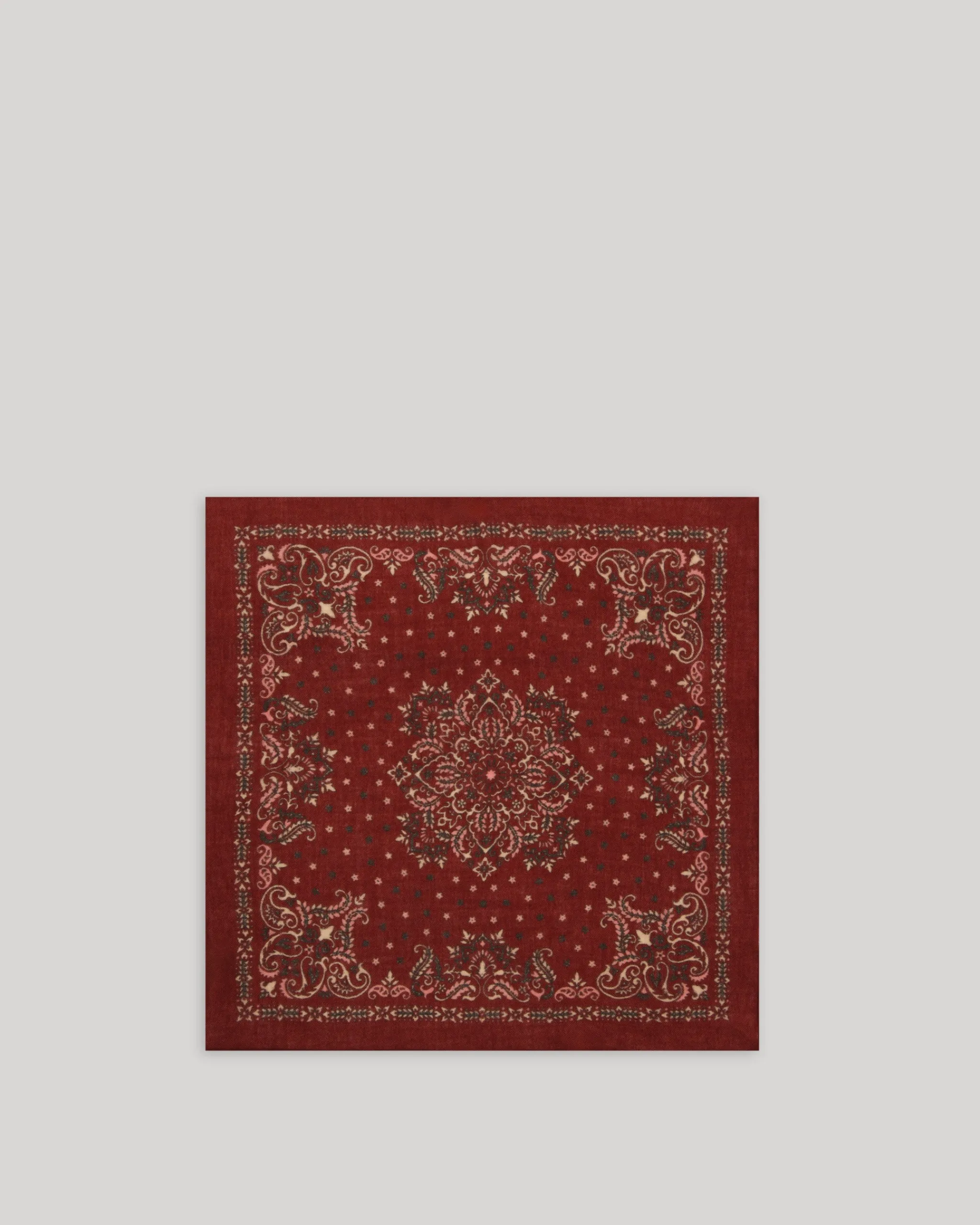 bandana_scarf_2.webp Bandana Scarf<Hartford Hot