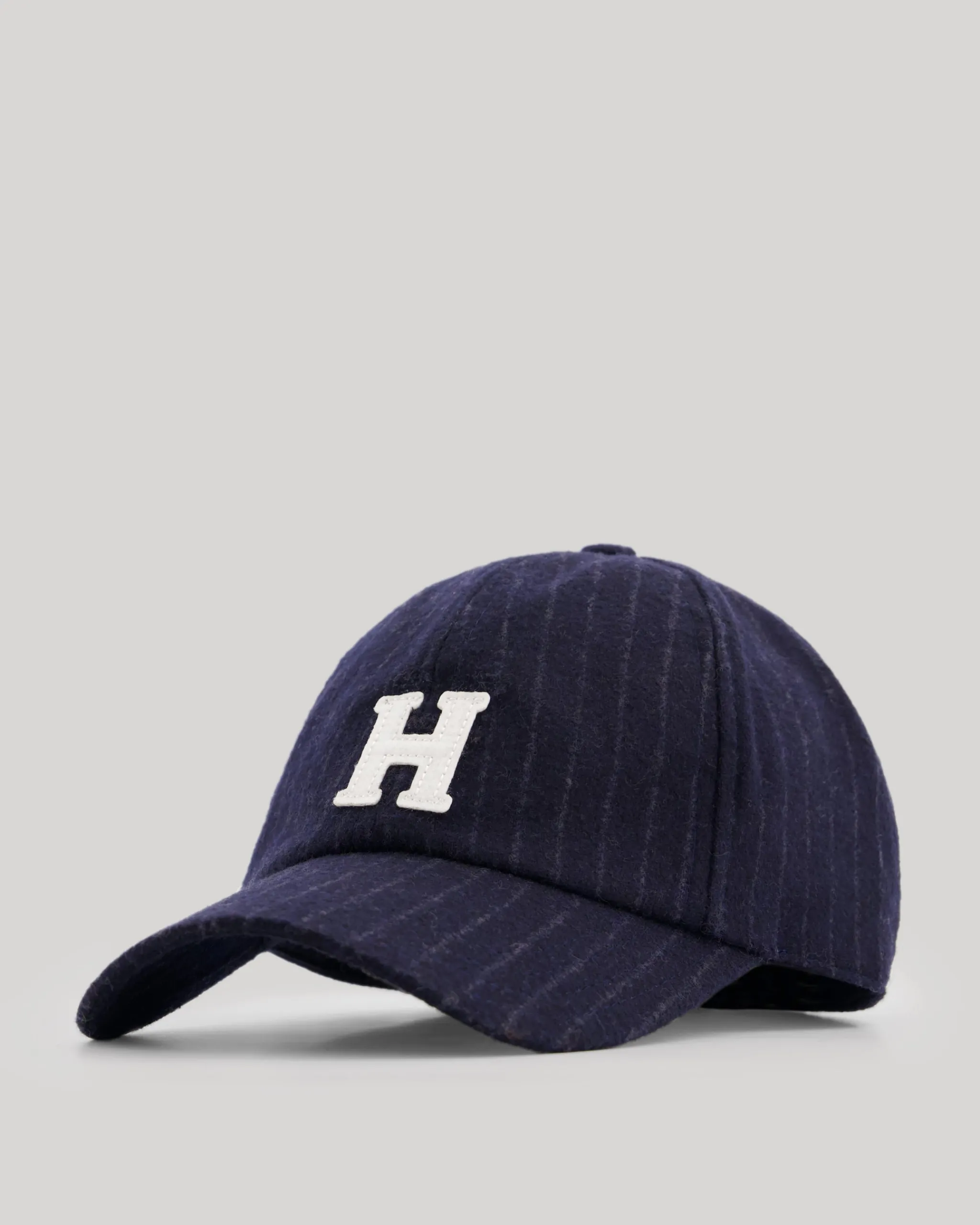 cap_h_2-5.webp Cap H<Hartford Online