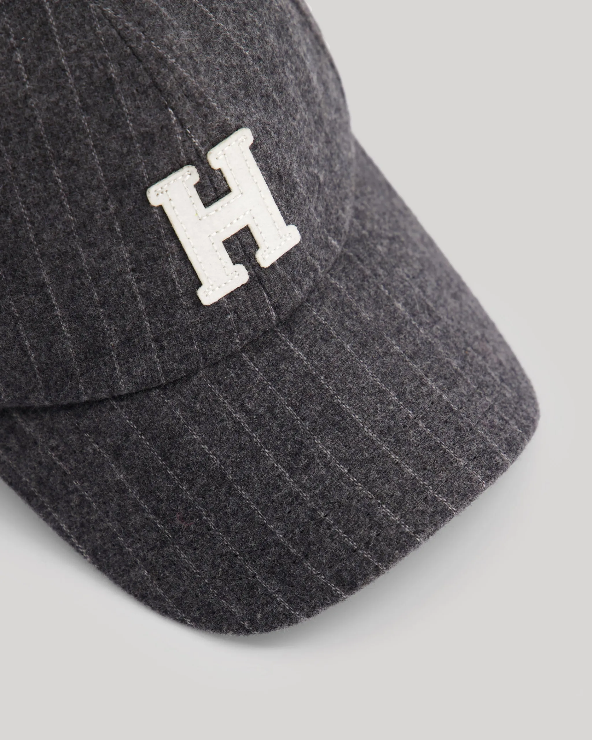 cap_h_3-2.webp Cap H<Hartford New