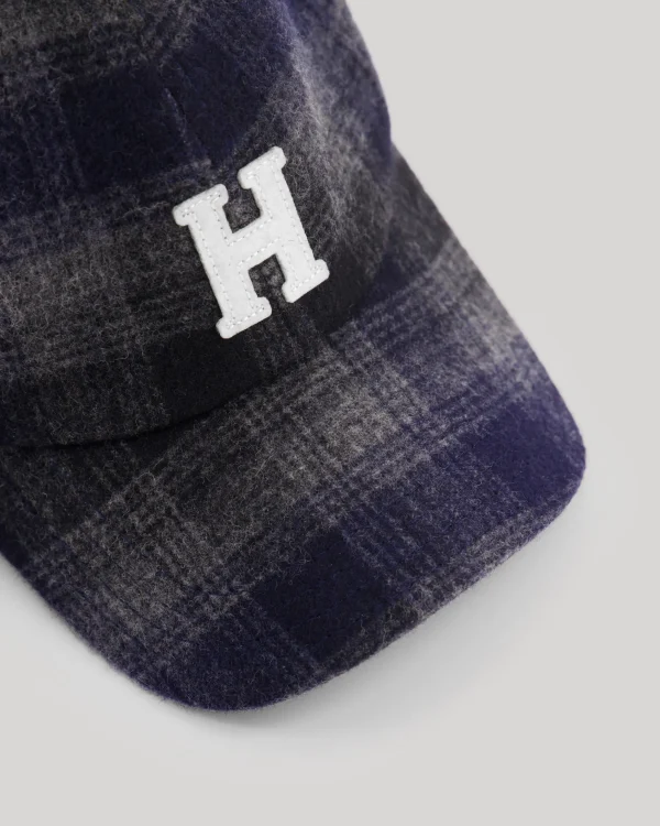 Cap H<Hartford Flash Sale