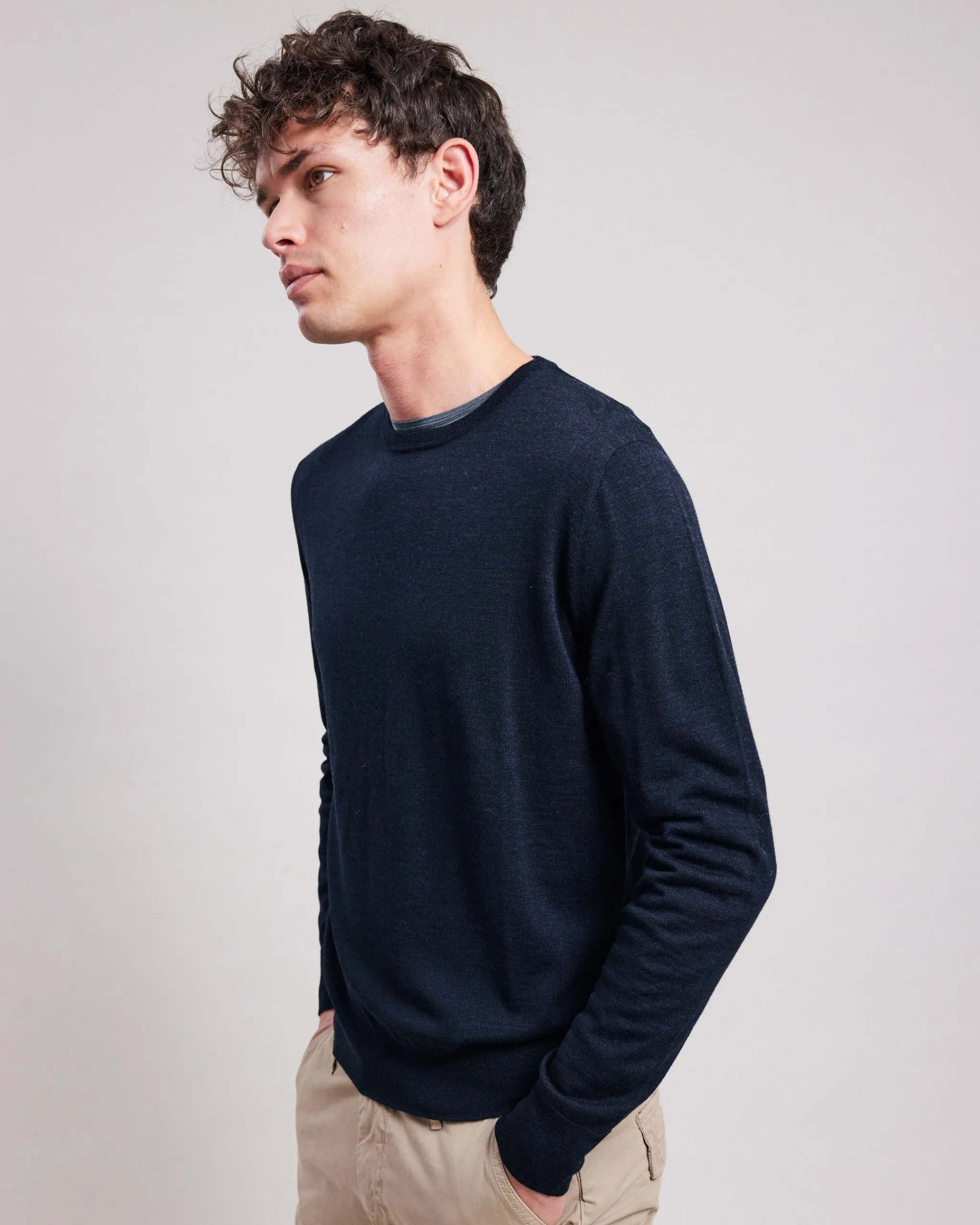 crew_sweater_0-1.webp Crew Sweater<Hartford New