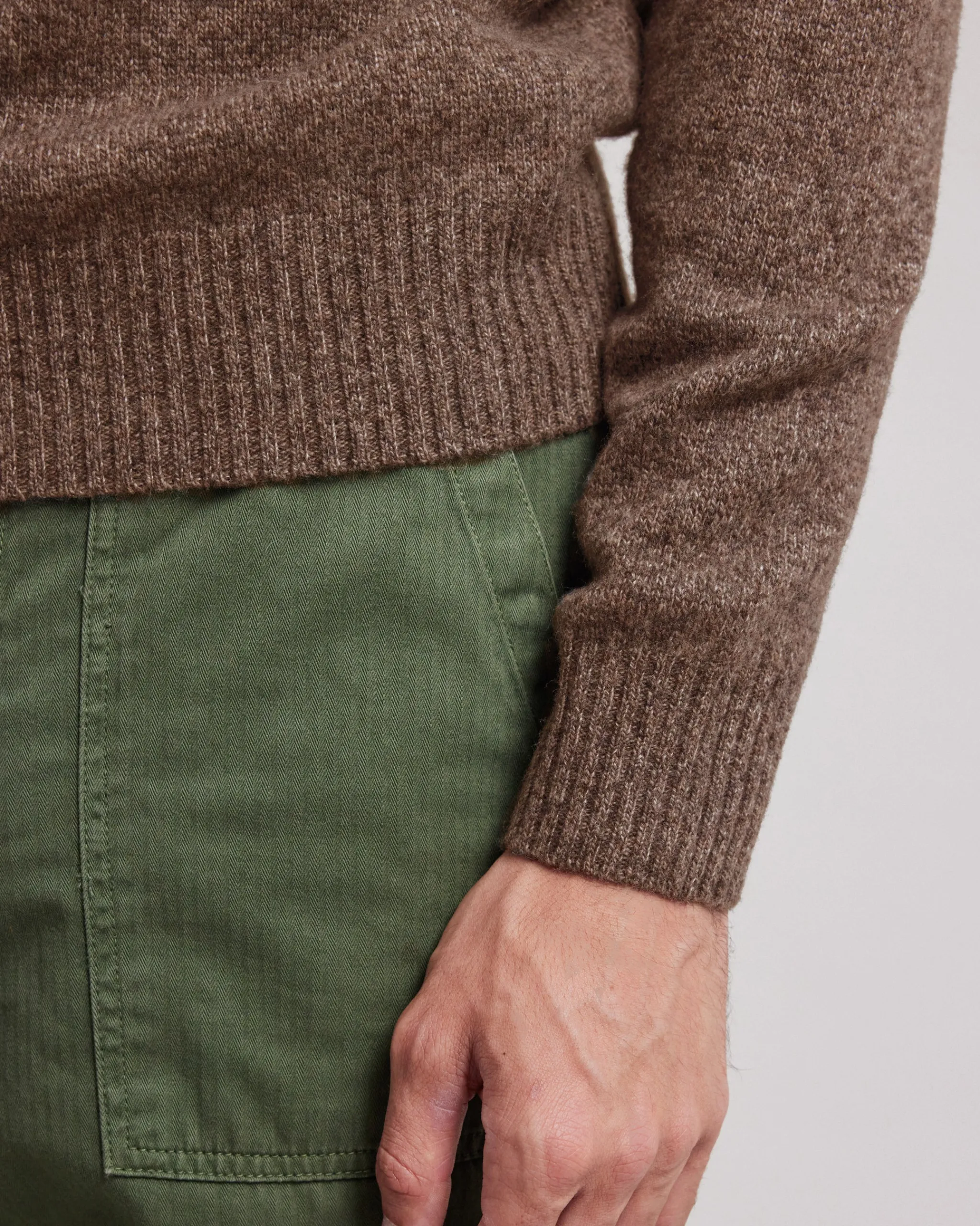 crew_sweater_3.webp Crew Sweater<Hartford Sale