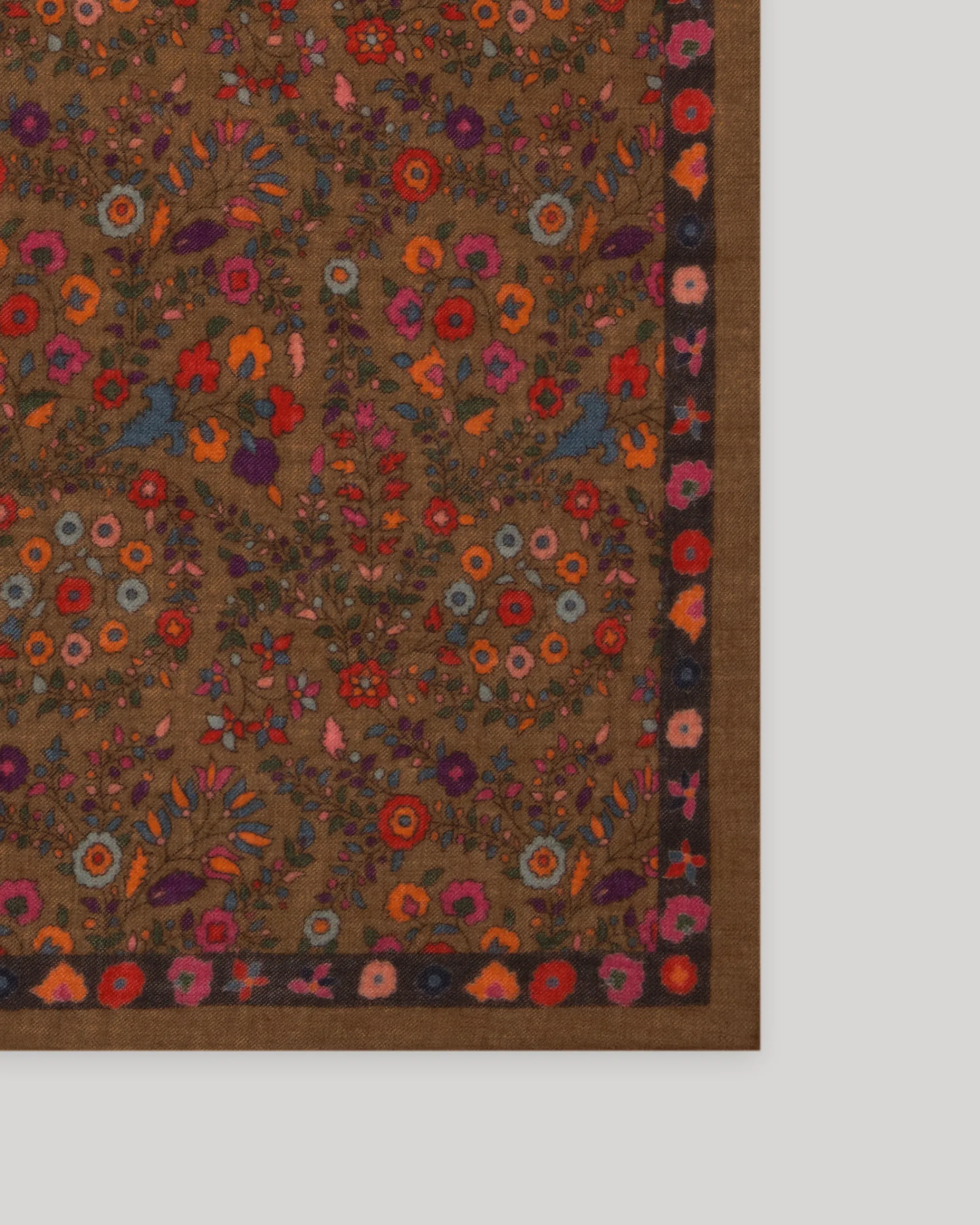 flower_scarf_2.webp Flower Scarf<Hartford Flash Sale