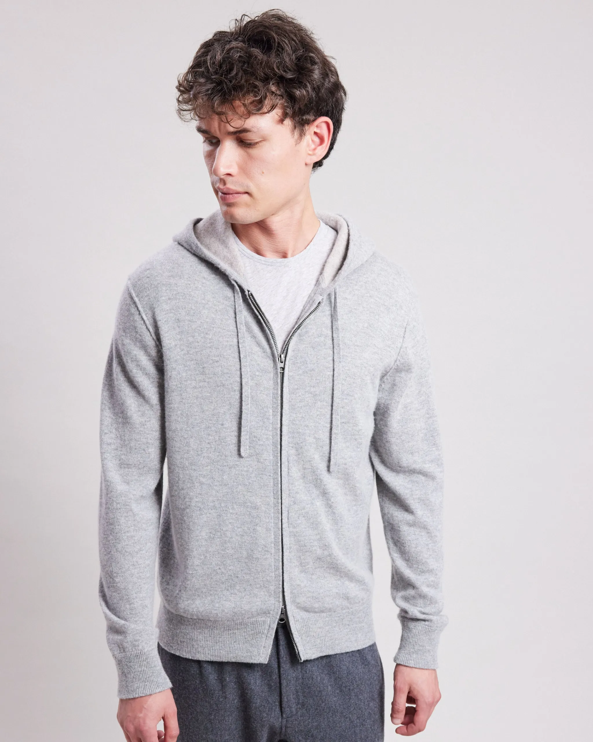 hoody_sweater_4.webp Hoody Sweater<Hartford Discount