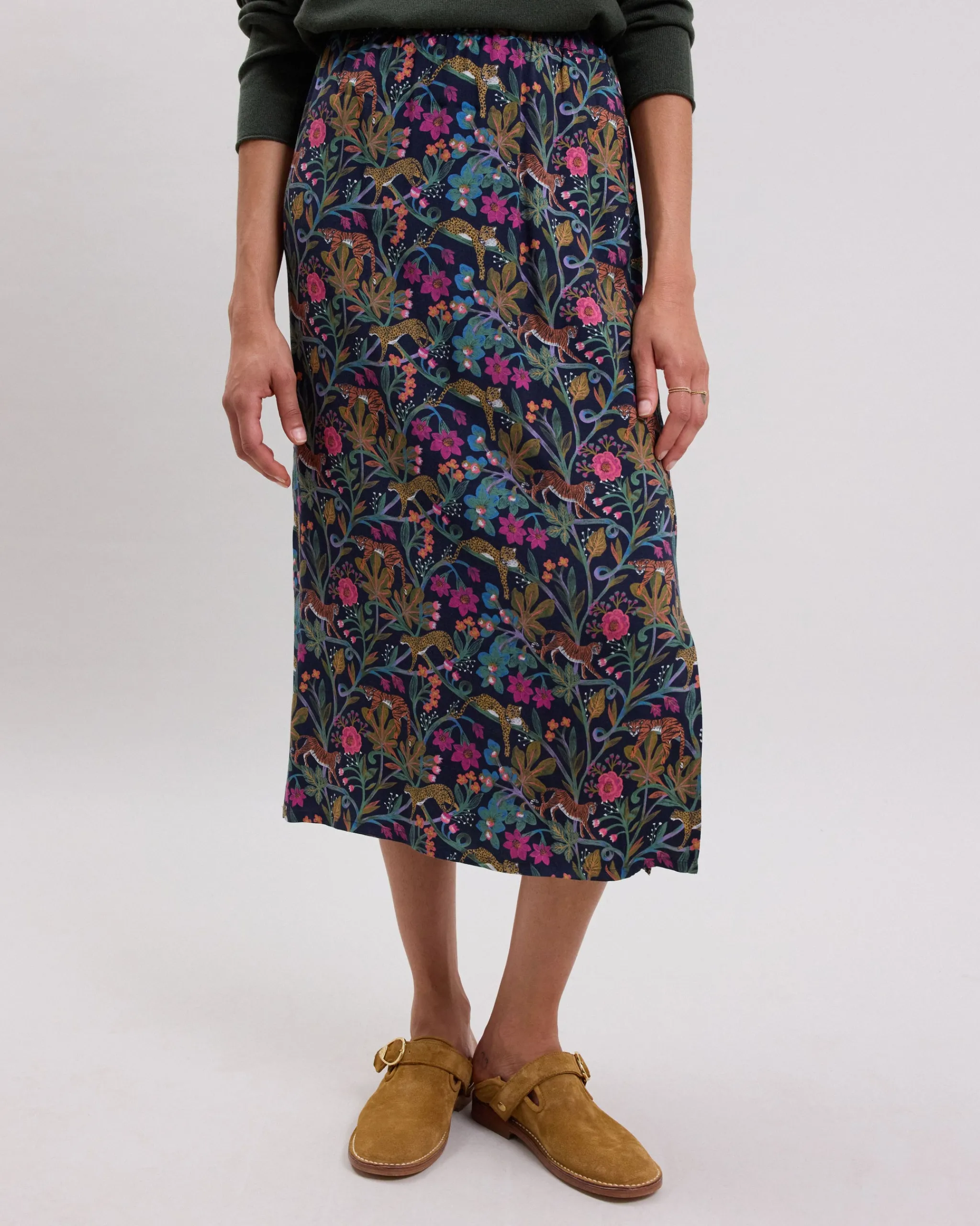 jetty_skirt_1.webp Jetty Skirt<Hartford Best