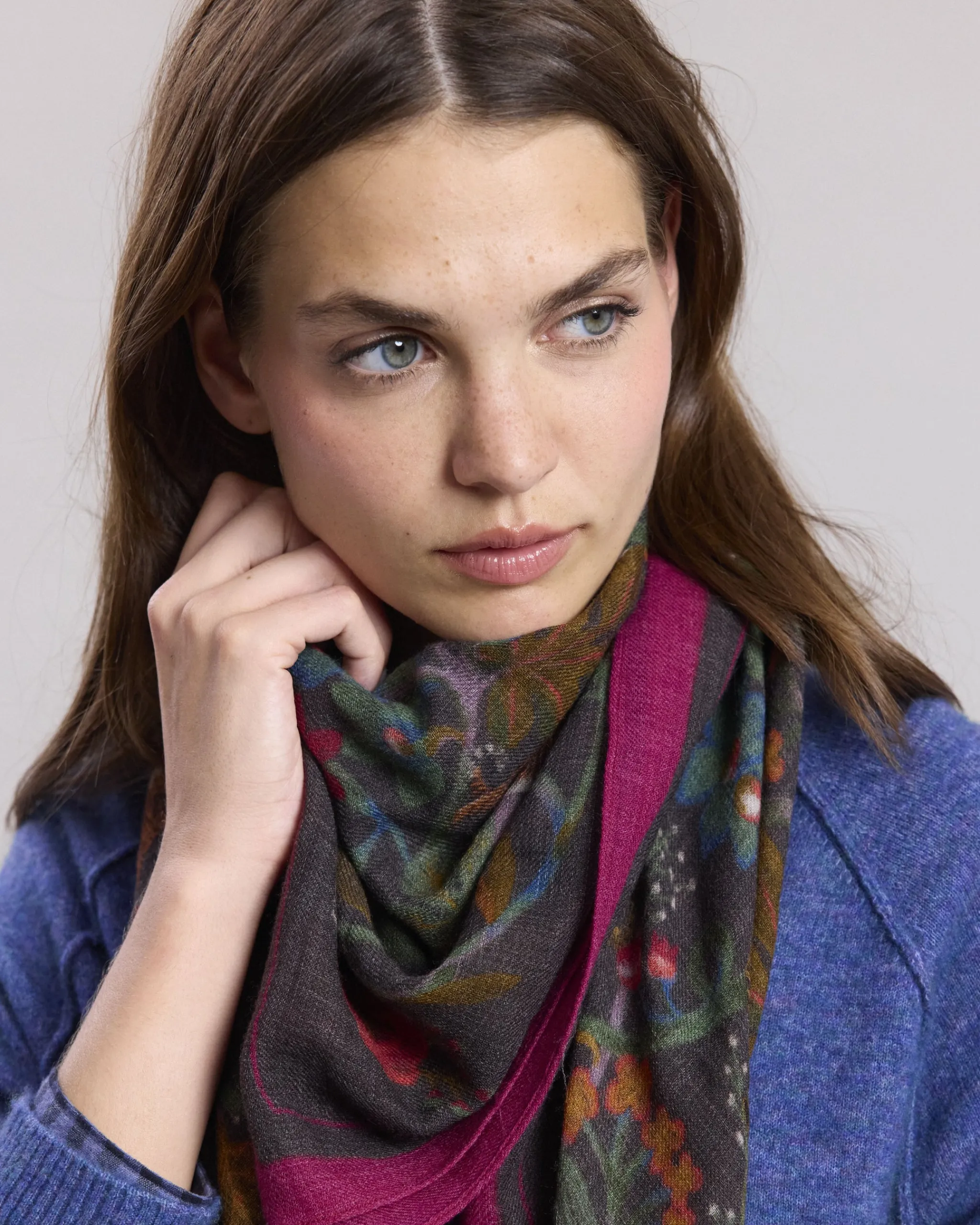 jungle_scarf_1-1.webp Jungle Scarf<Hartford Best Sale