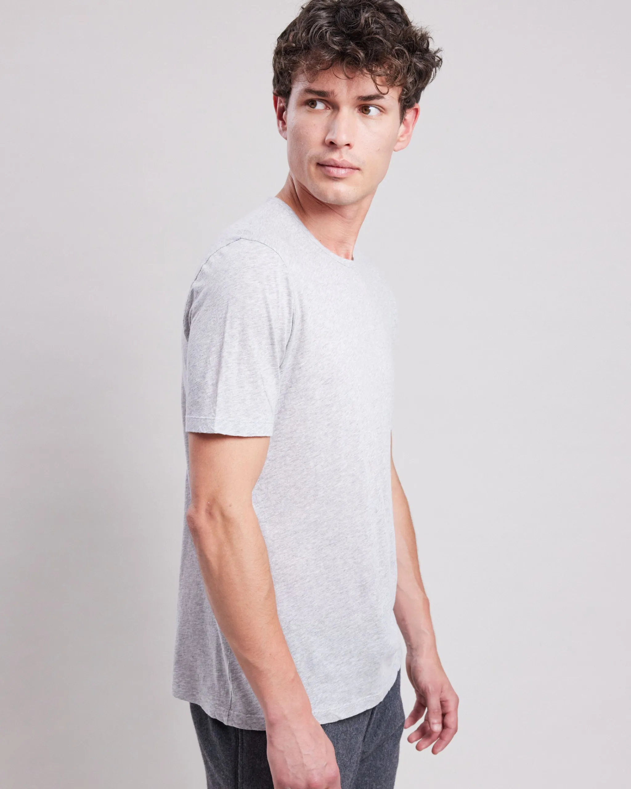 light_crew_tshirt_2.webp Light Crew T-shirt<Hartford Outlet