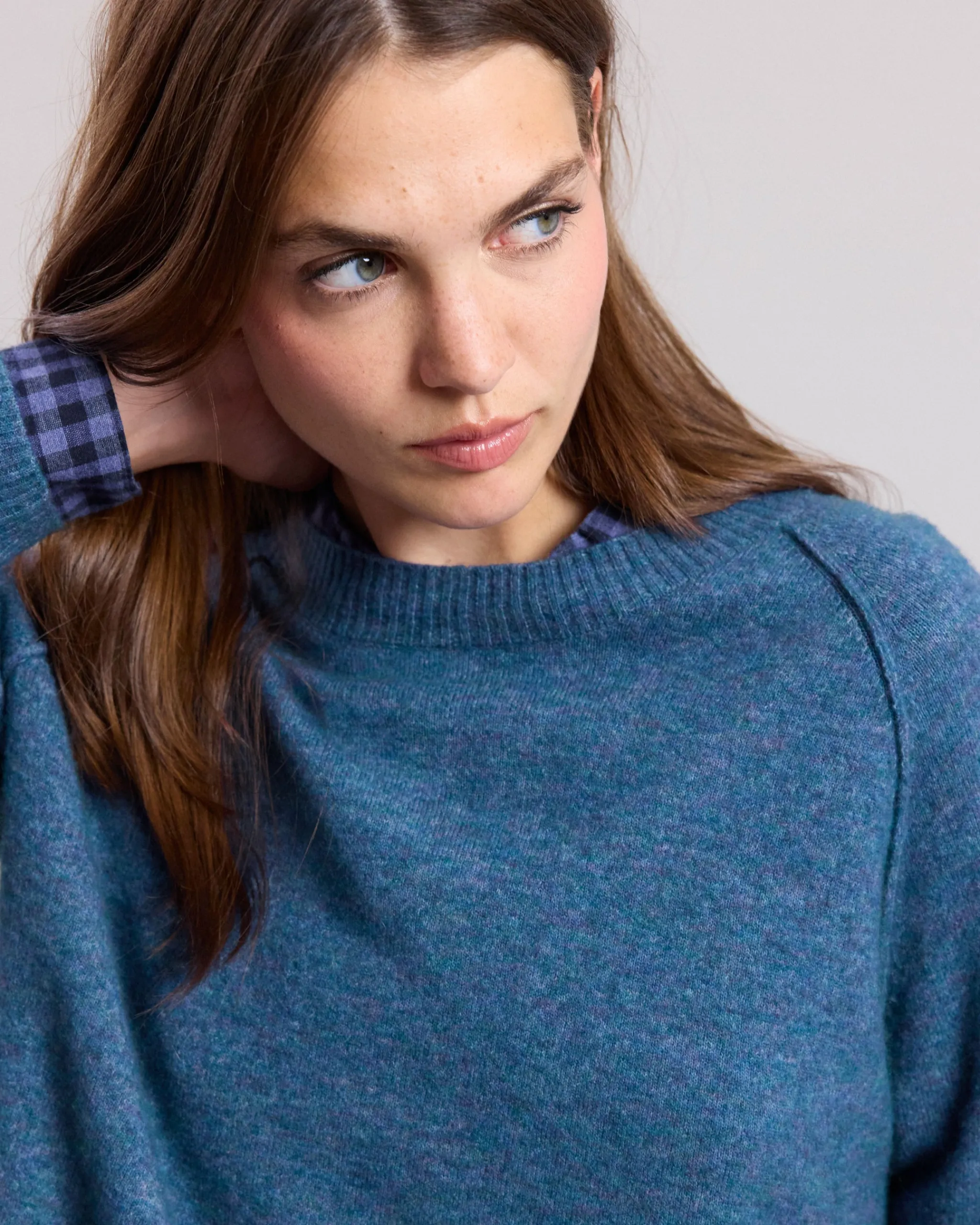 maude_sweater_1.webp Maude Sweater<Hartford New