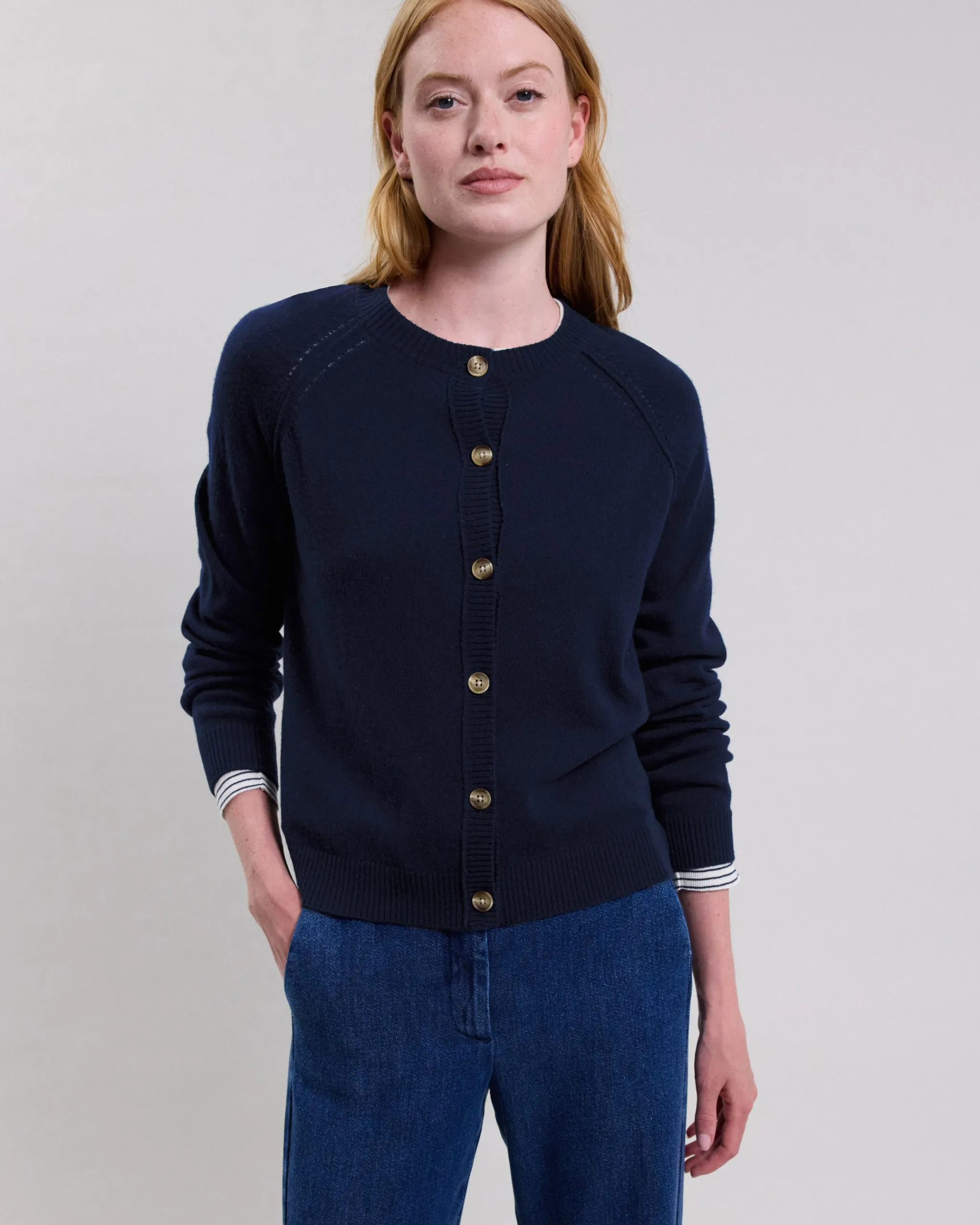 mechior_cardigan_0.webp Mechior Cardigan<Hartford Discount