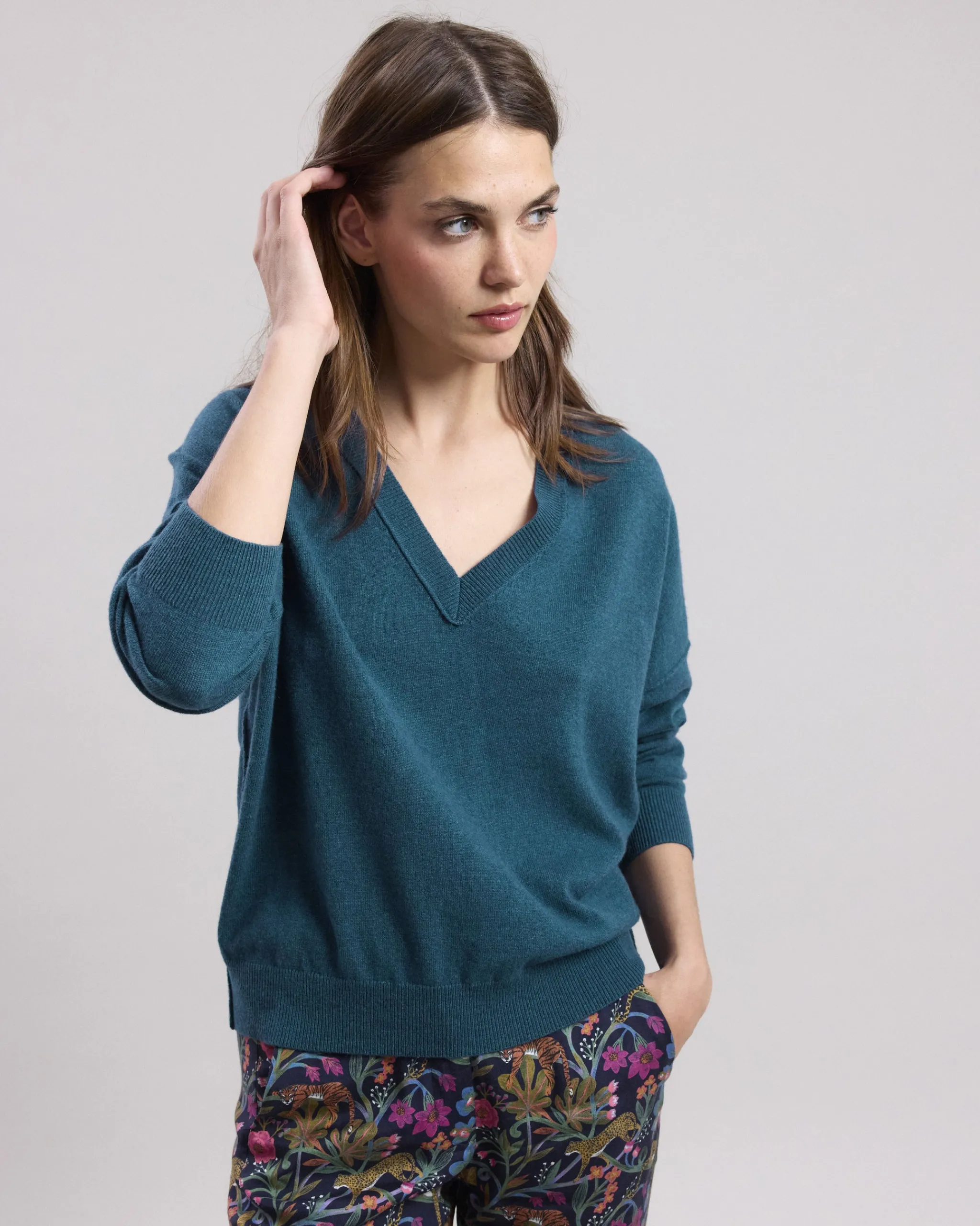 miju_sweater_0.webp Miju Sweater<Hartford Clearance