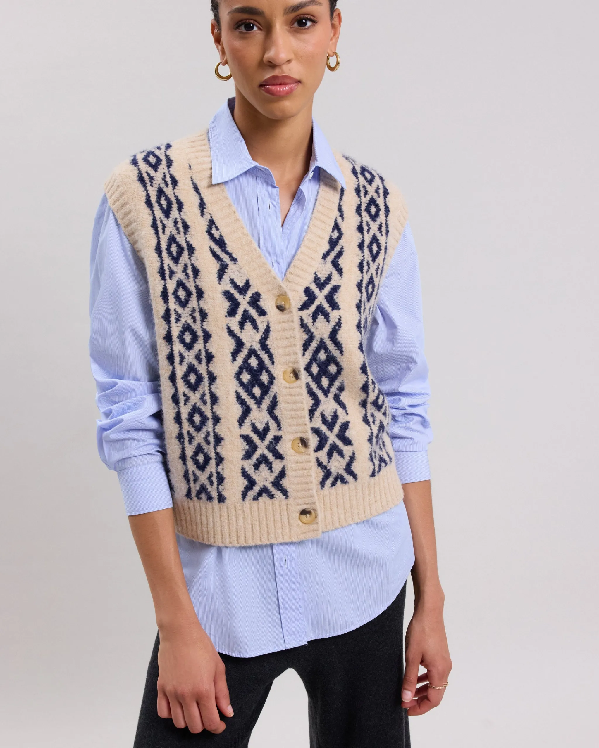 monera_sweater_1.webp Monera Sweater<Hartford Outlet