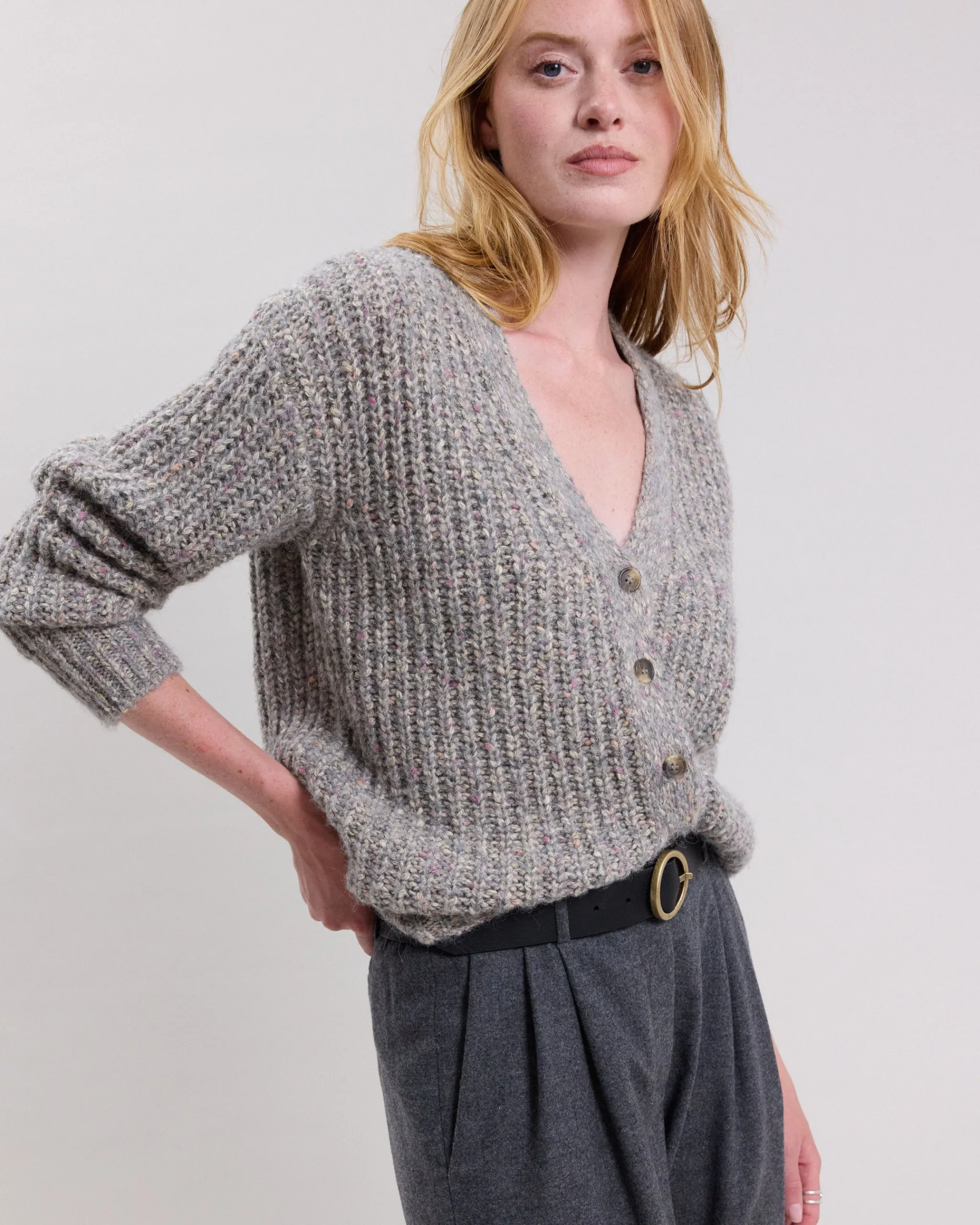 monia_cardigan_0.webp Monia Cardigan<Hartford Hot
