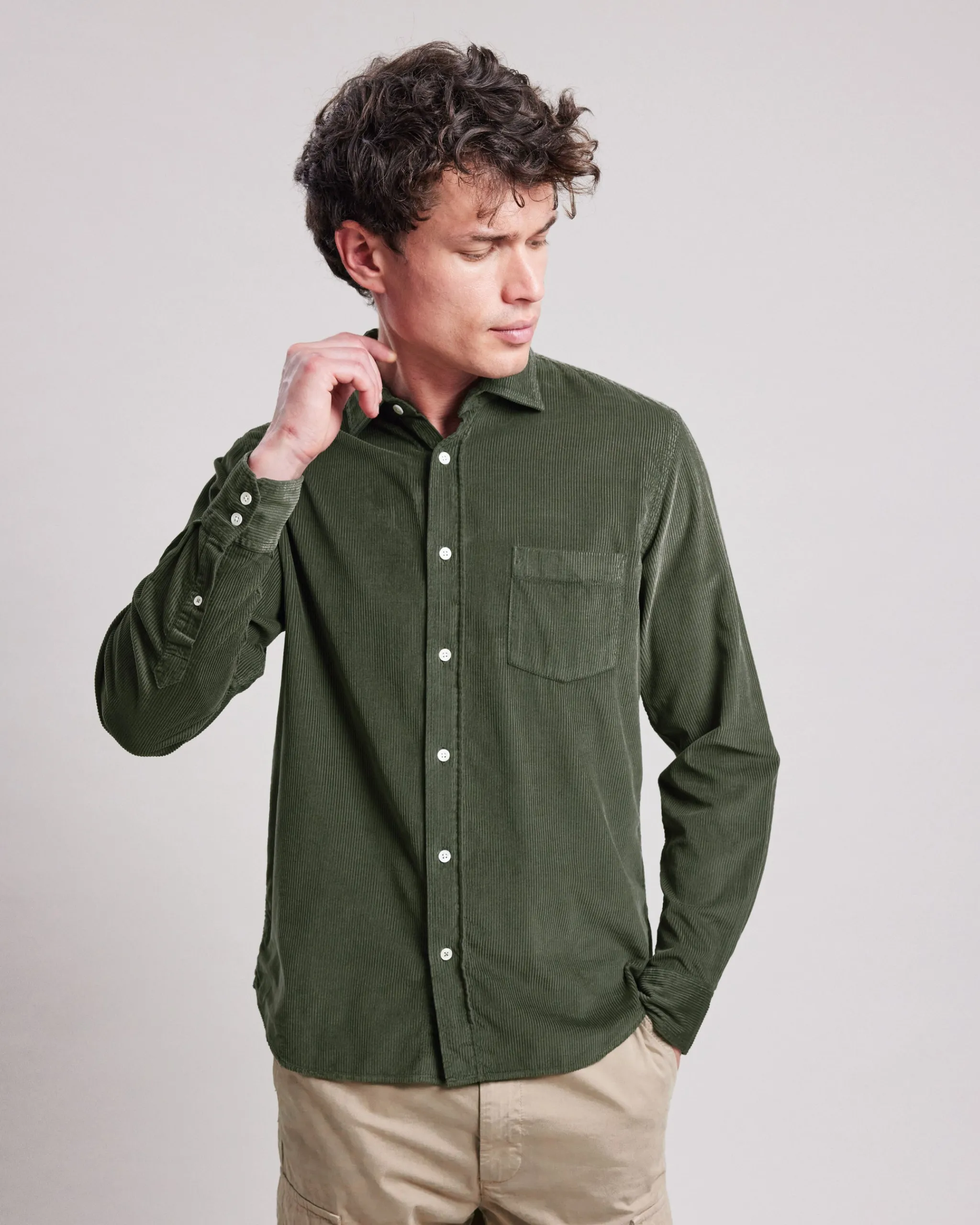 paul_shirt_0-9.webp Paul Shirt<Hartford Hot