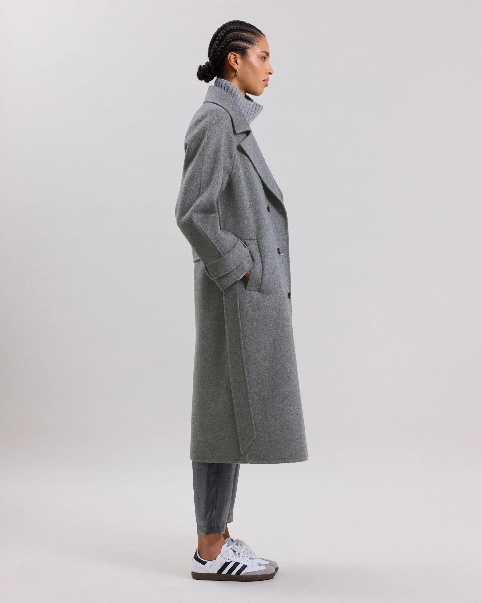 valencia_coat_2.webp Valencia Coat<Hartford Best Sale