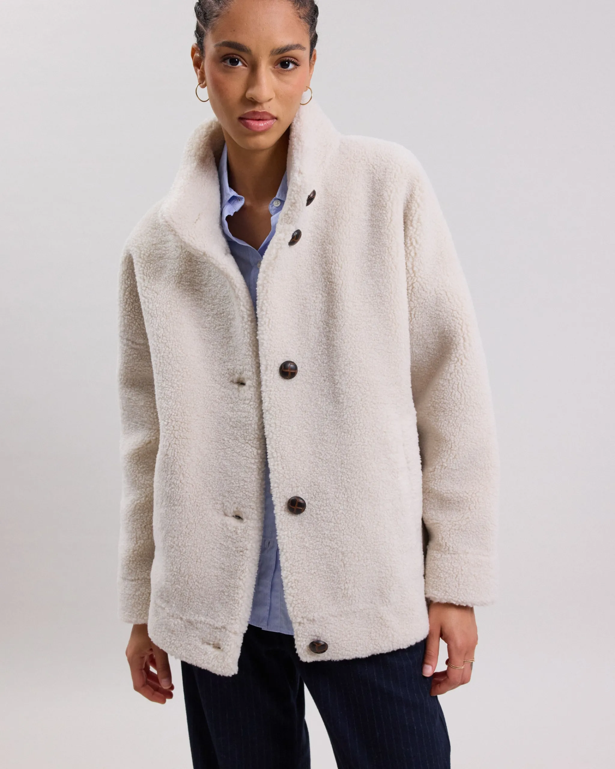 valery_coat_1.webp Valery Coat<Hartford Store