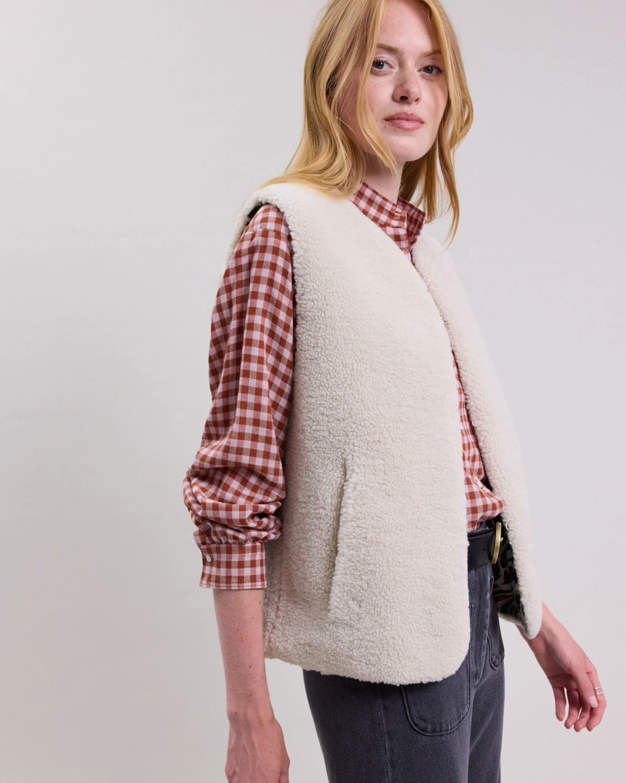 venice_vest_3.webp Venice Vest<Hartford Best Sale