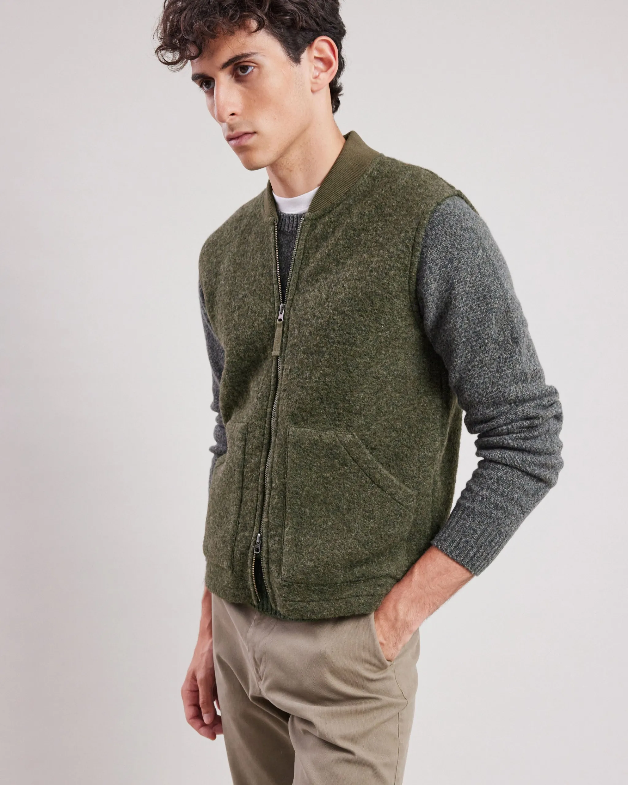 vest_3.webp Vest<Hartford Best Sale