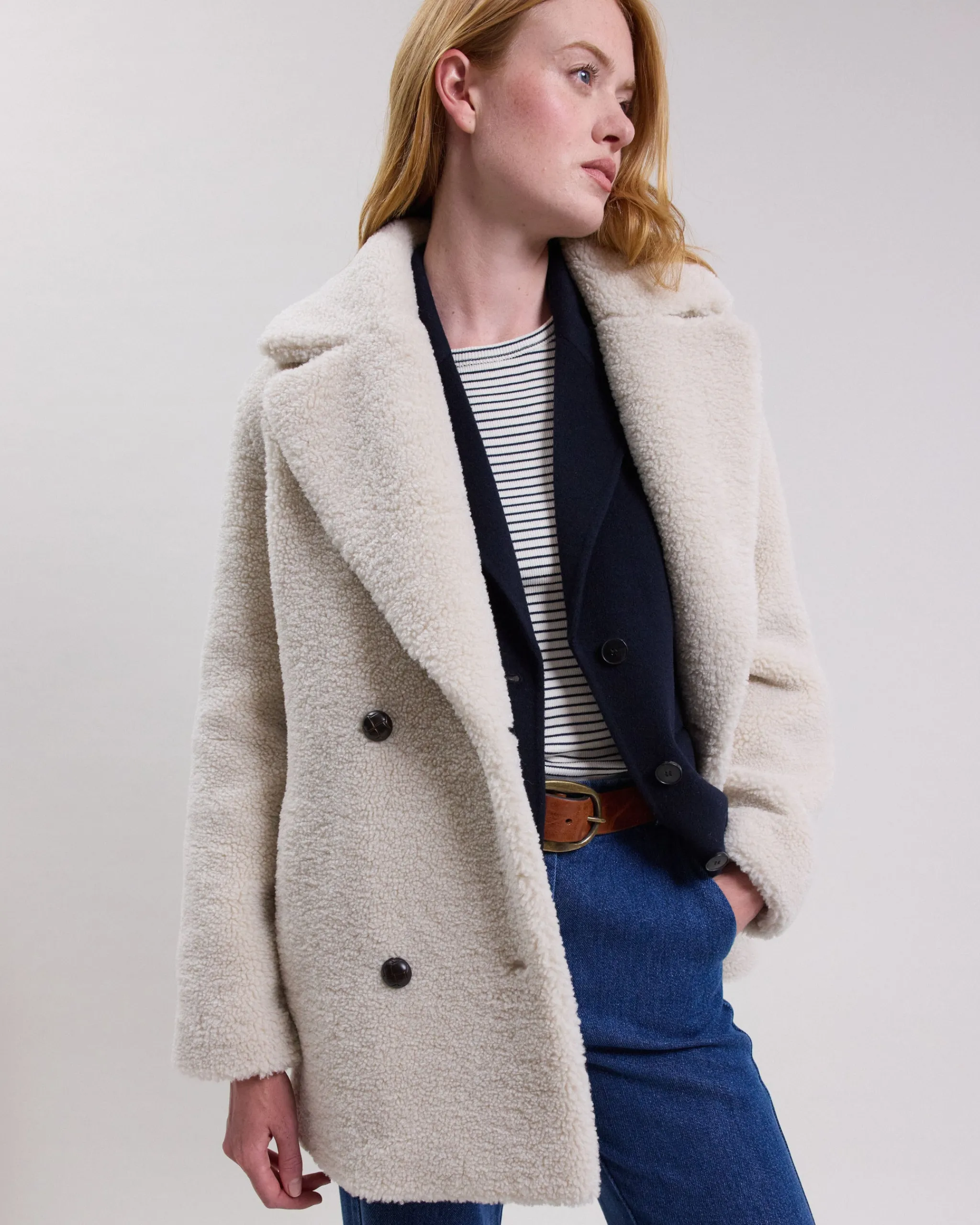 victoria_coat_1.webp Victoria Coat<Hartford Online